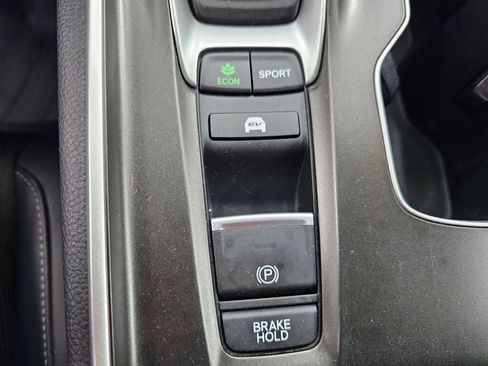 Used 2022 Honda Accord Sport image 15