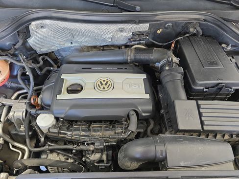Used 2013 Volkswagen Tiguan SE AWD/4WD image 30