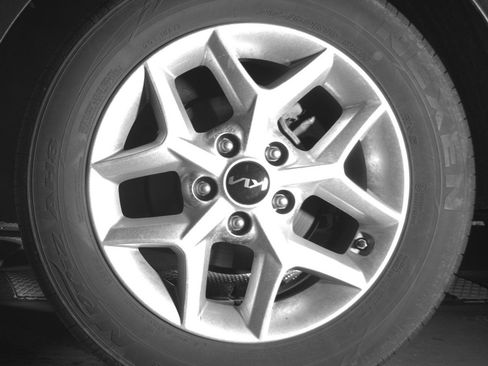 Used 2025 Kia Soul LX w/ LX Technology Package image 14