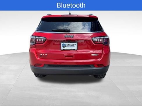 Used 2023 Jeep Compass Latitude AWD/4WD image 4