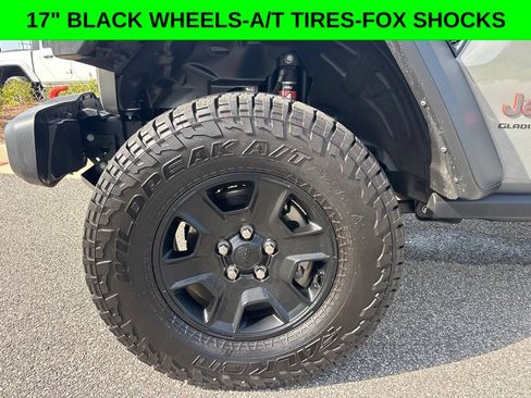 Used 2023 Jeep Gladiator Mojave w/ Cold Weather Group AWD/4WD image 2