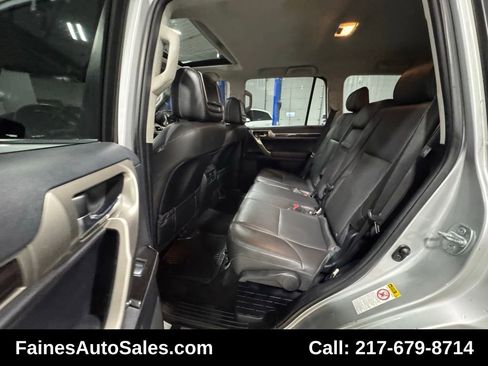 Used 2016 Lexus GX 460 image 53