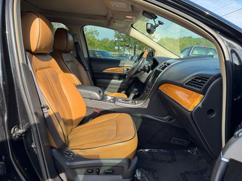 Used 2015 Lincoln MKX AWD w/ Equipment Group 102A image 14