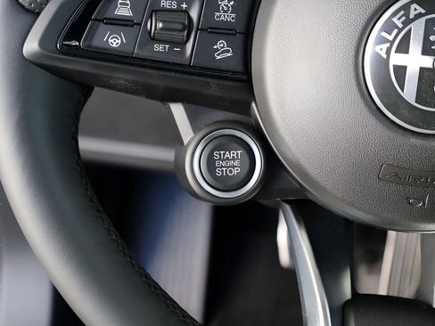 New 2025 Alfa Romeo Stelvio Sprint image 31