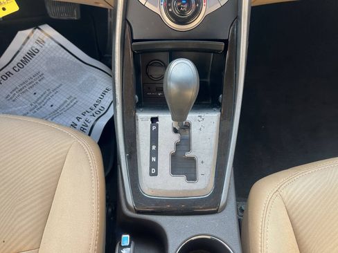 Used 2013 Hyundai Elantra GLS w/ Preferred Pkg FWD image 15