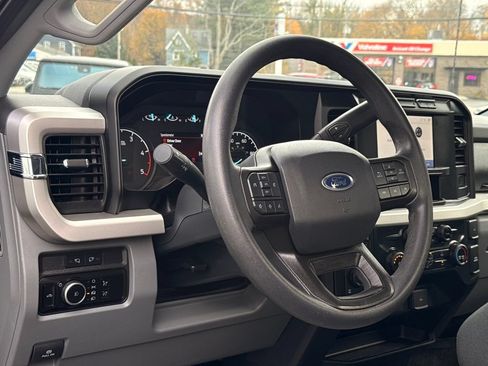 Used 2023 Ford F350 XLT w/ FX4 Off-Road Package AWD/4WD image 4