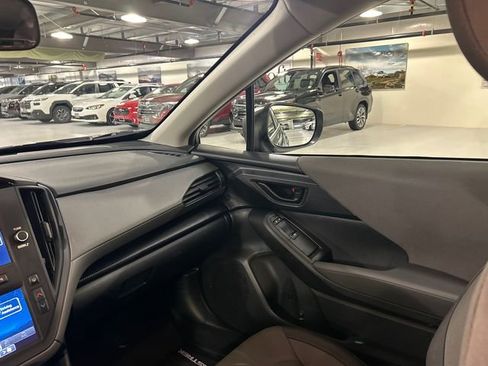 Used 2024 Subaru Crosstrek 2.0i image 23