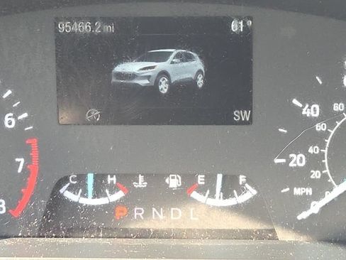 Used 2022 Ford Escape SE FWD image 40