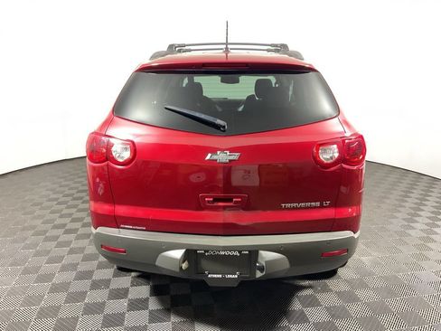 Used 2012 Chevrolet Traverse LT FWD image 9