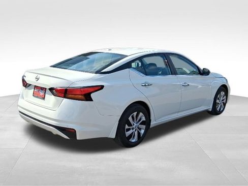 Certified 2025 Nissan Altima 2.5 S FWD image 7