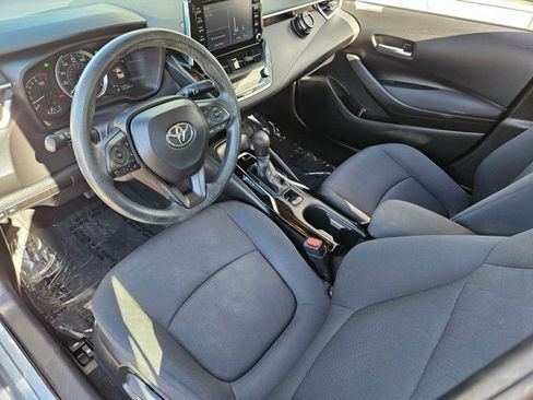 Used 2020 Toyota Corolla LE image 9