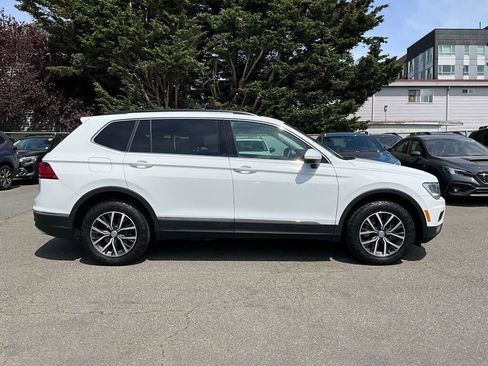 Used 2018 Volkswagen Tiguan SE AWD/4WD image 9