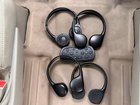 Used 2016 Chevrolet Suburban LTZ image 22