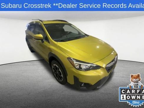 Used 2023 Subaru Crosstrek 2.0i Premium image 2