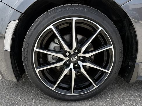 Used 2022 Toyota GR86 RWD image 12