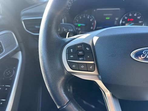 Used 2021 Ford Explorer Limited w/ Hybrid Equipment Group 310A image 18