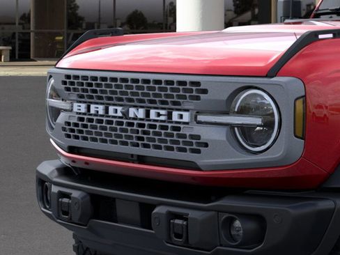 New 2025 Ford Bronco Badlands image 19