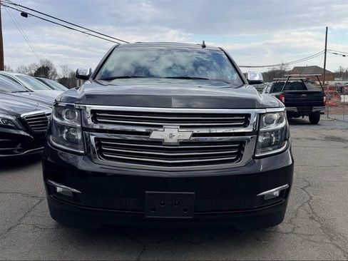 Used 2019 Chevrolet Suburban Premier AWD/4WD image 7