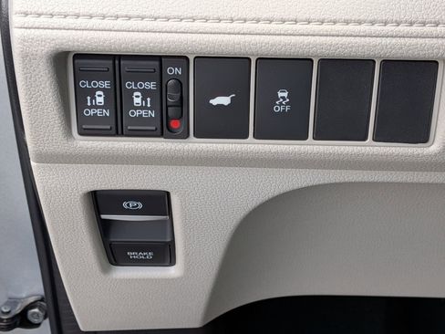 New 2026 Honda Odyssey EX-L image 17