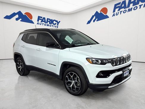 Used 2024 Jeep Compass Limited AWD/4WD image 2