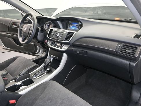 Used 2013 Honda Accord EX image 25