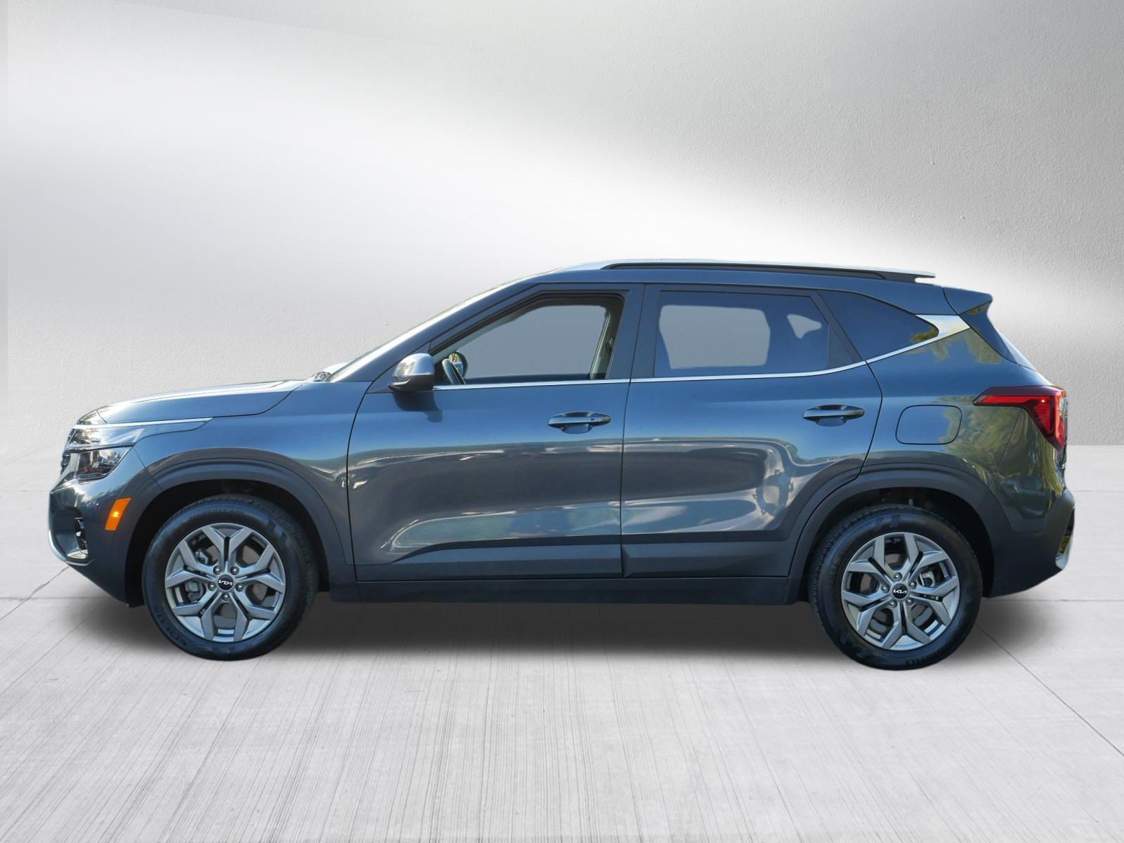 Certified 2024 Kia Seltos S AWD/4WD image 4