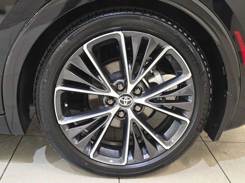 Certified 2024 Toyota Prius XLE AWD/4WD image 8
