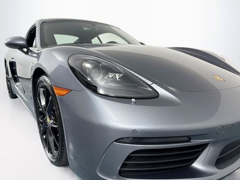 Used 2025 Porsche 718 Cayman RWD image 48