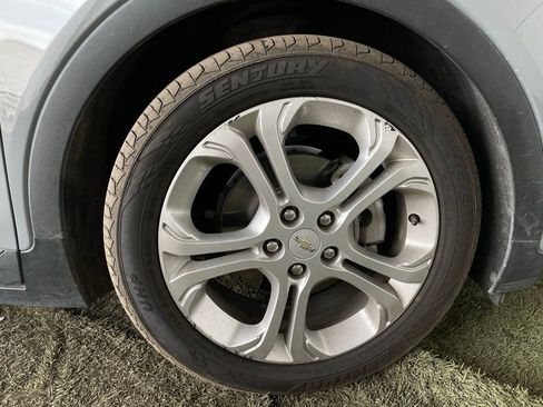 Used 2019 Chevrolet Bolt LT image 11