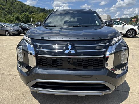 Used 2026 Mitsubishi Outlander SEL AWD/4WD image 2