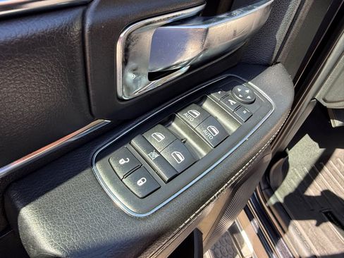 Used 2014 RAM 1500 Laramie w/ Convenience Group AWD/4WD image 21