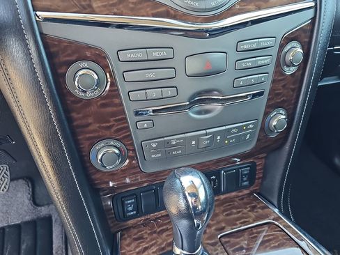 Used 2020 Nissan Armada SL w/ Premium Package image 21