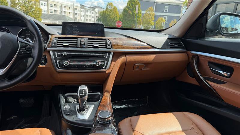 Used 2015 BMW 335i Gran Turismo xDrive AWD/4WD image 31