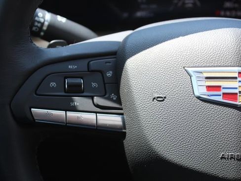 Used 2024 Cadillac XT4 Premium Luxury w/ Active Safety Package FWD image 22