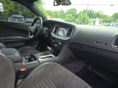 Used 2017 Dodge Charger R/T RWD image 21