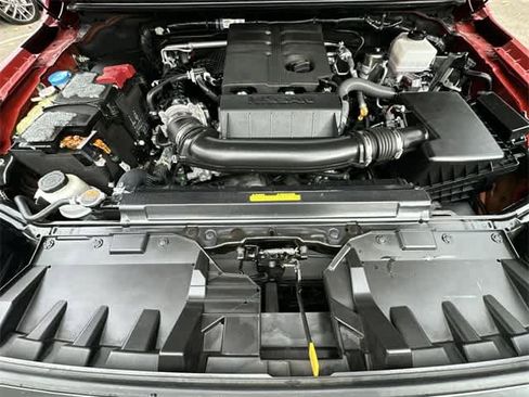 Used 2024 Nissan Frontier PRO-4X w/ Technology Package image 22