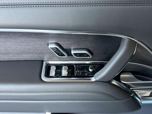 New 2026 Land Rover Range Rover SE AWD/4WD image 13