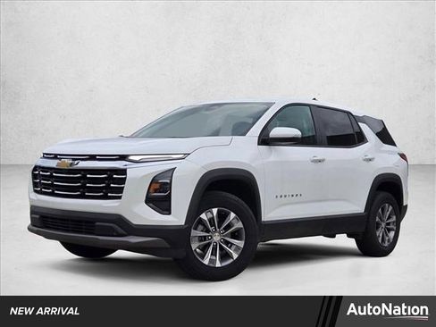 Used 2025 Chevrolet Equinox LT FWD image 1