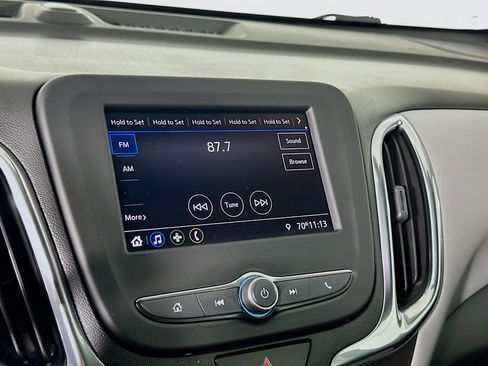 Used 2020 Chevrolet Equinox LS FWD image 19
