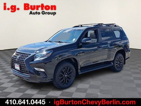 Used 2023 Lexus GX 460 w/ Black Line Special Edition AWD/4WD image 3
