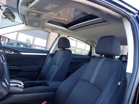 Used 2018 Honda Civic EX image 17