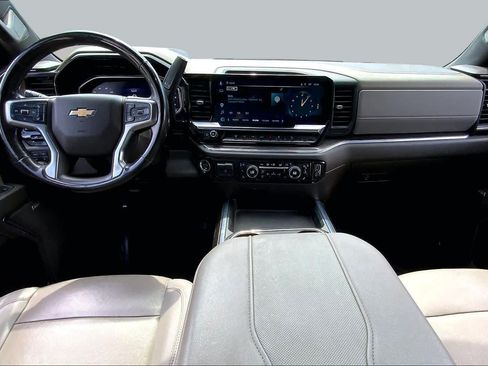 Used 2024 Chevrolet Silverado 2500 LTZ w/ LTZ Plus Package AWD/4WD image 15