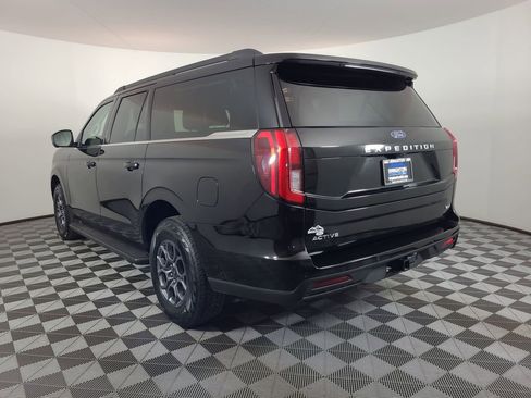 Used 2025 Ford Expedition Max Active image 5