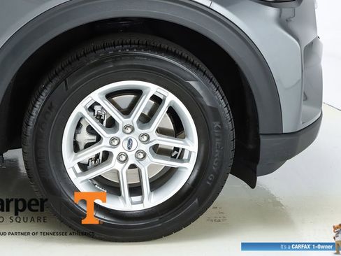 Used 2025 Ford Explorer Active image 14