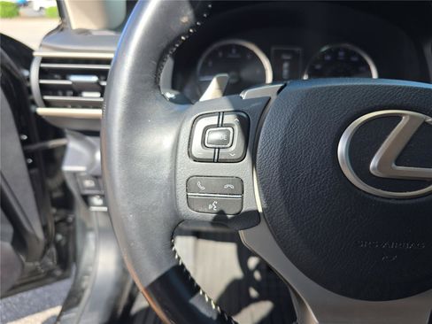 Used 2018 Lexus IS 300 w/ Premium Package RWD image 33