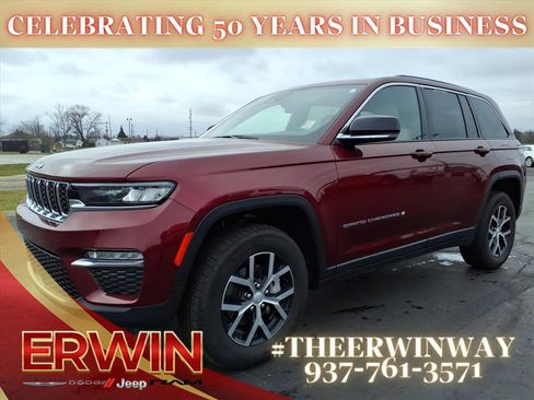 Certified 2023 Jeep Grand Cherokee Limited image 3