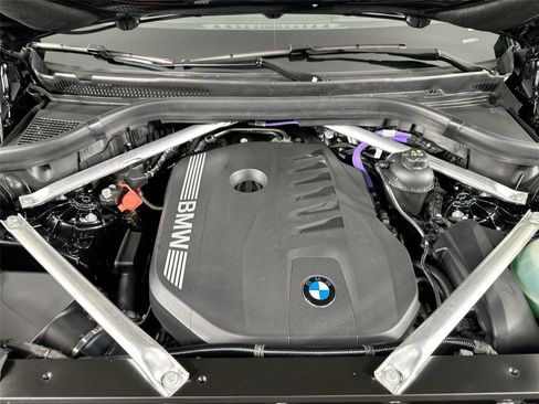 New 2026 BMW X5 xDrive40i w/ M Sport Package AWD/4WD image 32