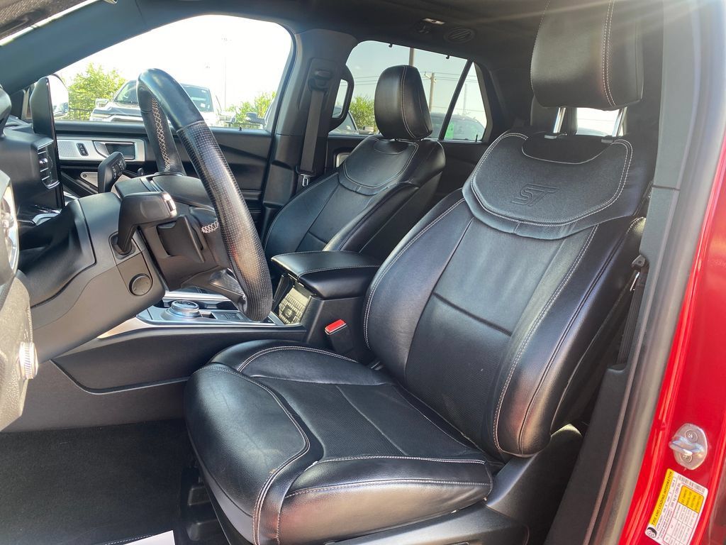 Used 2020 Ford Explorer ST w/ Premium Technology Package AWD/4WD image 10