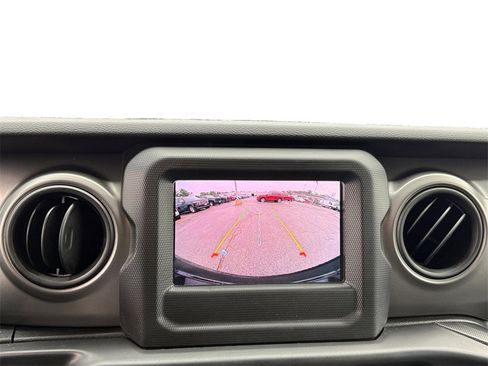 Used 2022 Jeep Wrangler Unlimited Sport image 15