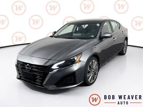 Used 2023 Nissan Altima 2.5 SL AWD/4WD image 3